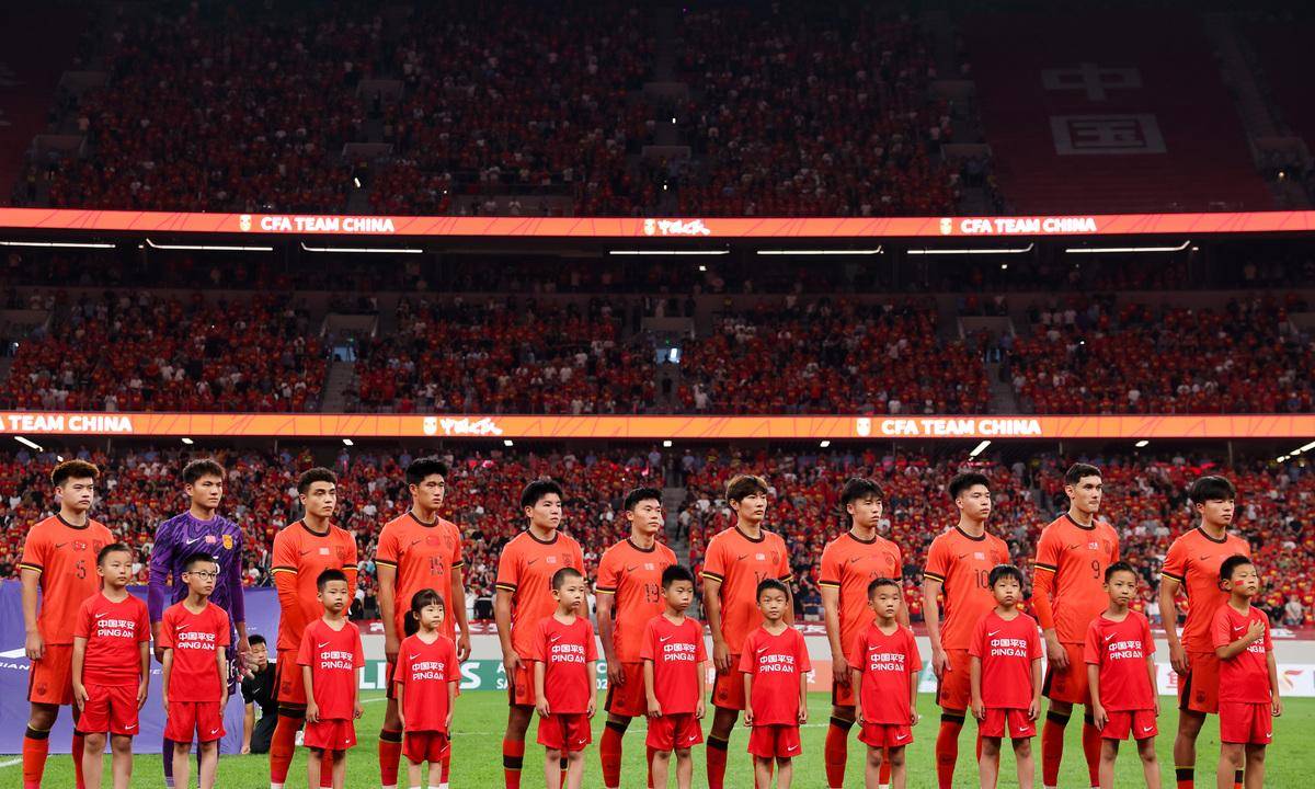 亚博首页-亚冠赛程吃紧，那不勒斯今晨篮板制胜，媒体盛赞，阵容厚度经受考验(那不勒斯悼念马拉多纳)